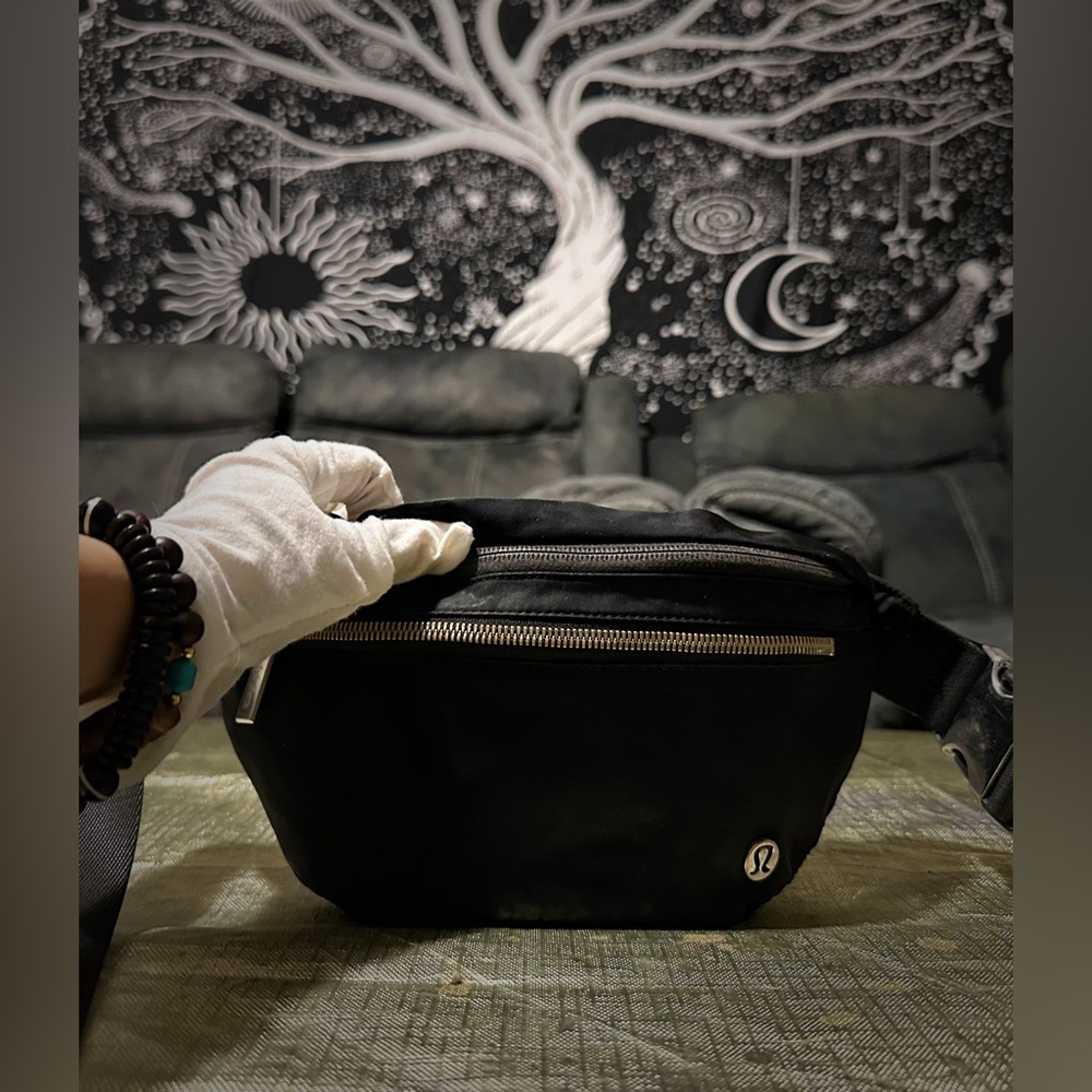 Lululemon Athletica Black Adventurer Belt Bag ❌80% OFF SALE❌ - Picture 15 of 16